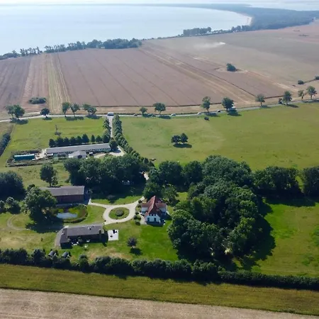 Hofgut Wollin Gmbh * Putgarten