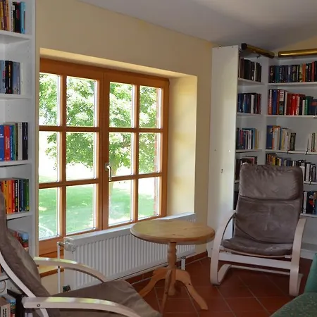 Apartment Hofgut Wollin Gmbh Putgarten