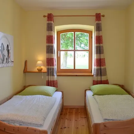 Apartment Hofgut Wollin Gmbh Putgarten